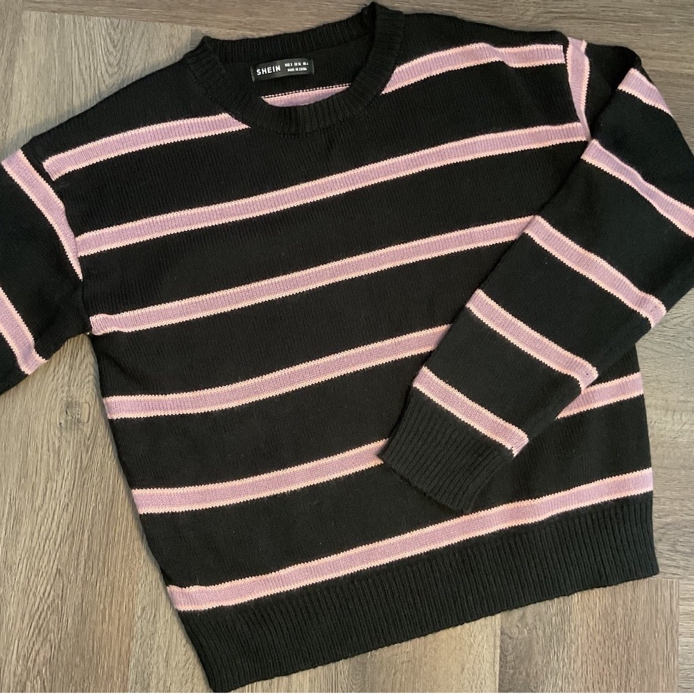 Striped Crewneck Sweater Womens Small Black Pink Purple Preppy‎ Classic Y2K